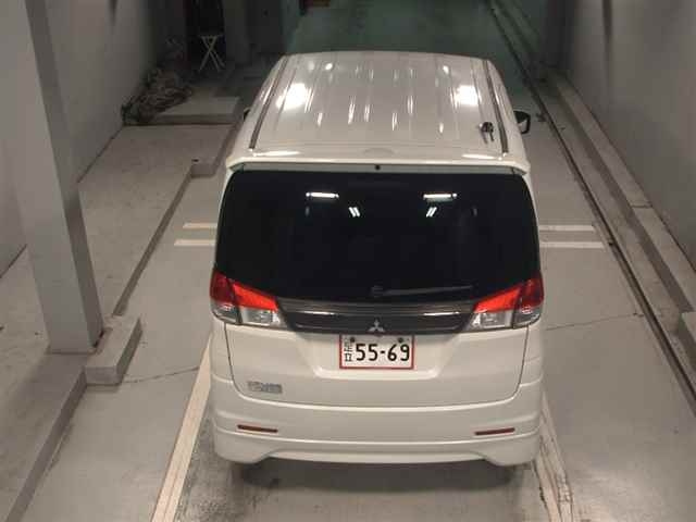 MITSUBISHI DELICA D2 2012