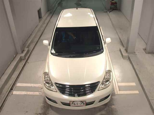 NISSAN TIIDA 2008
