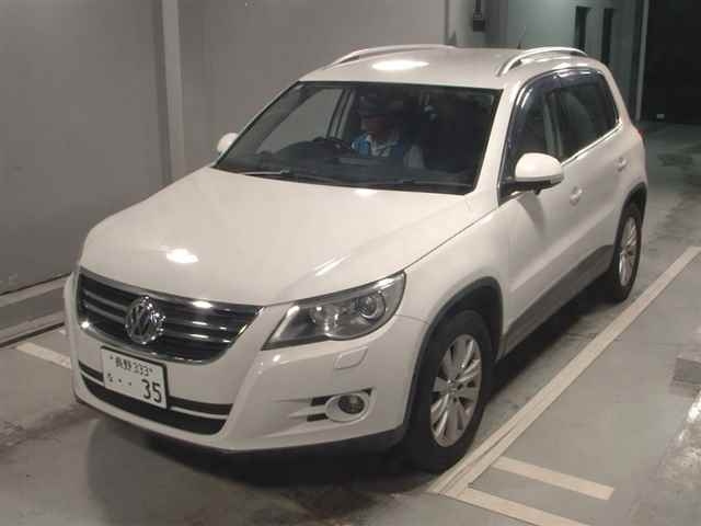 VOLKSWAGEN TIGUAN 2010