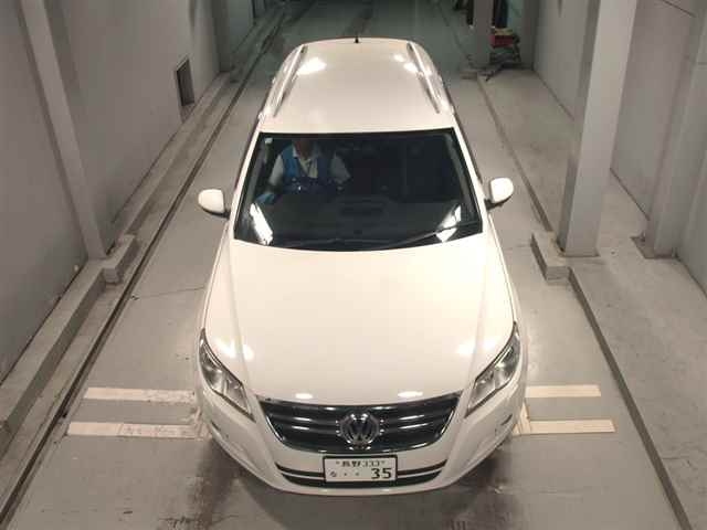 VOLKSWAGEN TIGUAN 2010