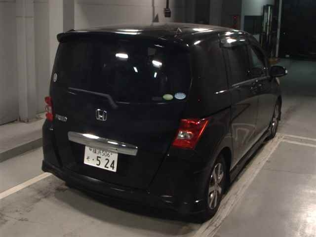 HONDA FREED 2009