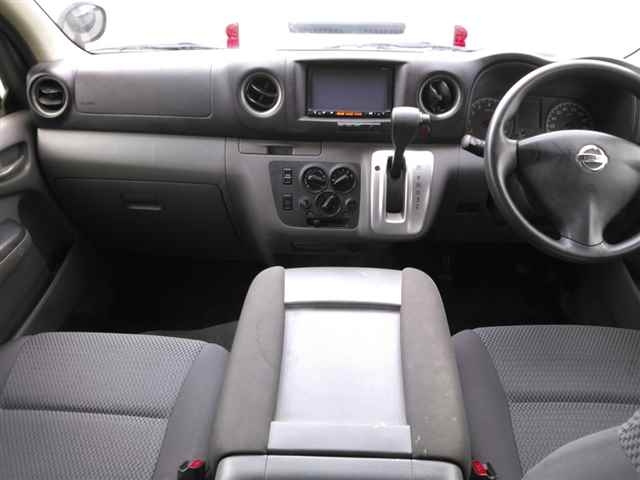NISSAN CARAVAN 2015