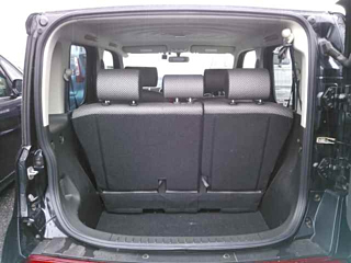 NISSAN CUBE 2010