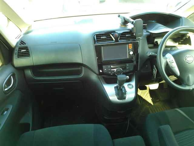 NISSAN SERENA 2016