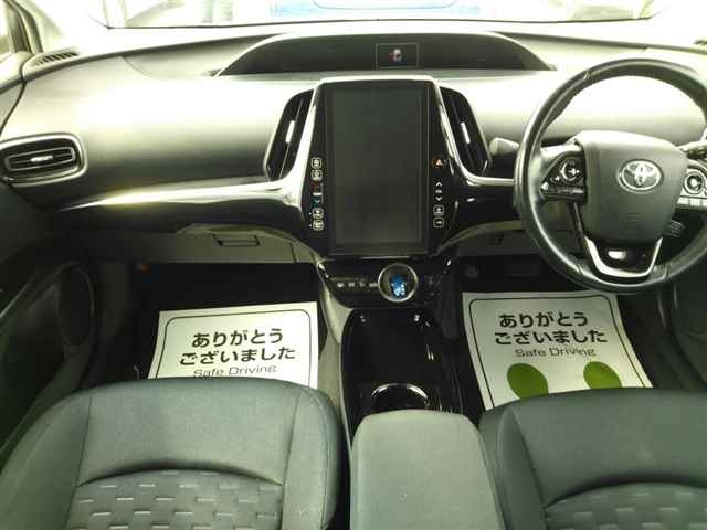 TOYOTA PRIUS PHV 2018