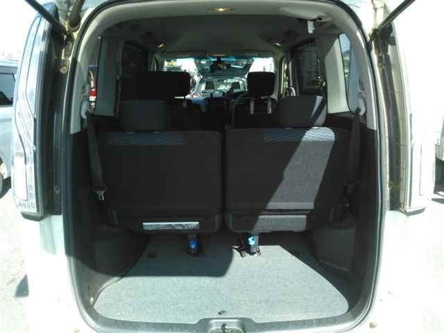 NISSAN SERENA 2016