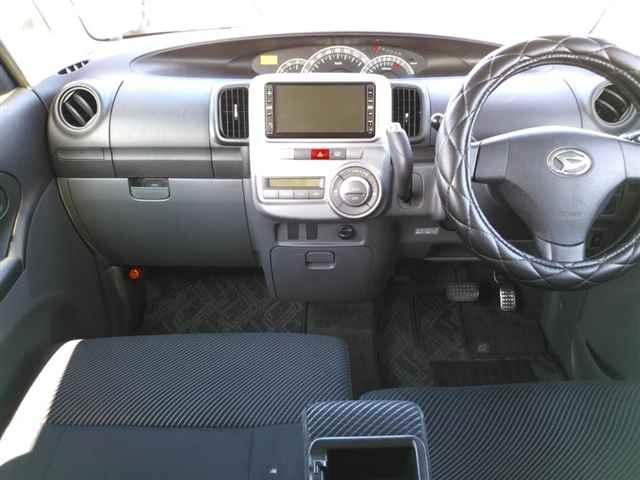 DAIHATSU TANTO 2008