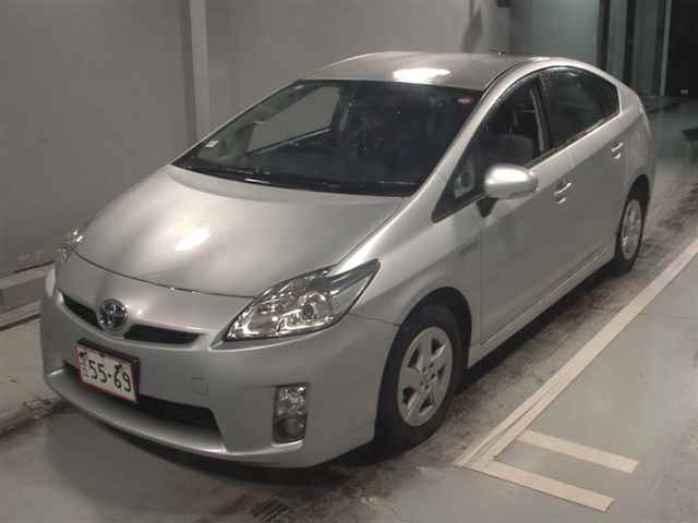 TOYOTA PRIUS 2010