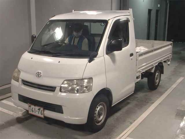 TOYOTA LITE ACE TRUCK 2017