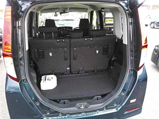 TOYOTA ROOMY 2020