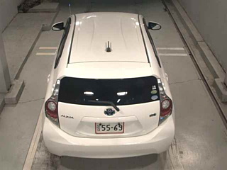 TOYOTA AQUA 2013