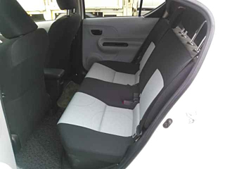 TOYOTA AQUA 2013