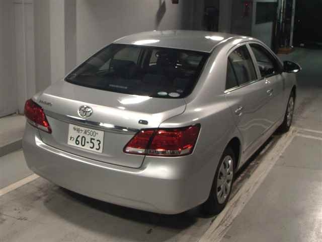 TOYOTA PREMIO 2018