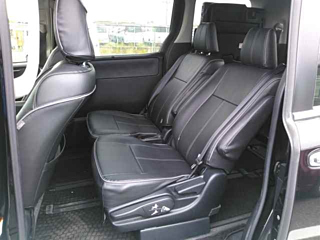 TOYOTA VOXY 2014