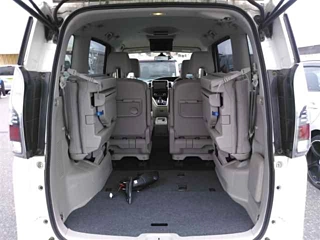 NISSAN SERENA 2018