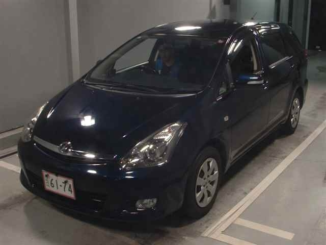 TOYOTA WISH 2008