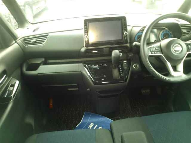 NISSAN ROOX 2020