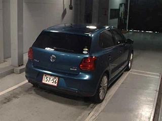 VOLKSWAGEN POLO 2014