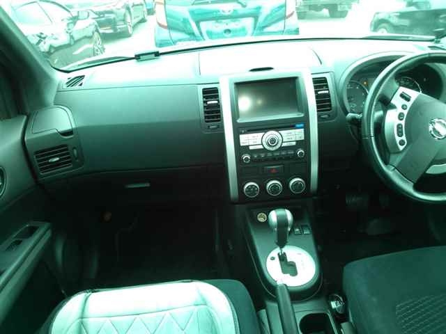 NISSAN X-TRAIL 2010