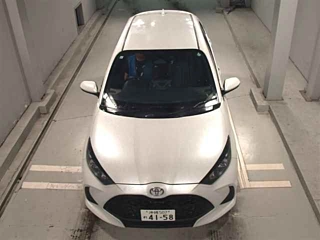 TOYOTA YARIS 2024