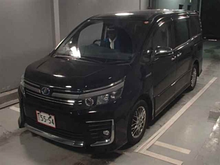 TOYOTA VOXY 2017