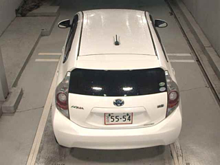 TOYOTA AQUA 2012