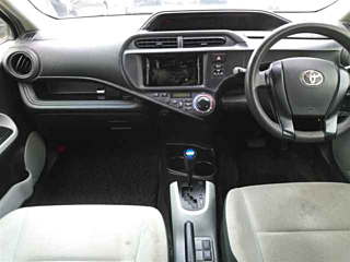 TOYOTA AQUA 2012