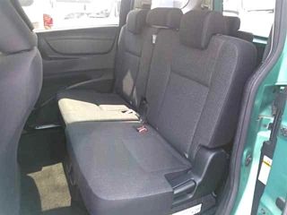 TOYOTA SIENTA 2021