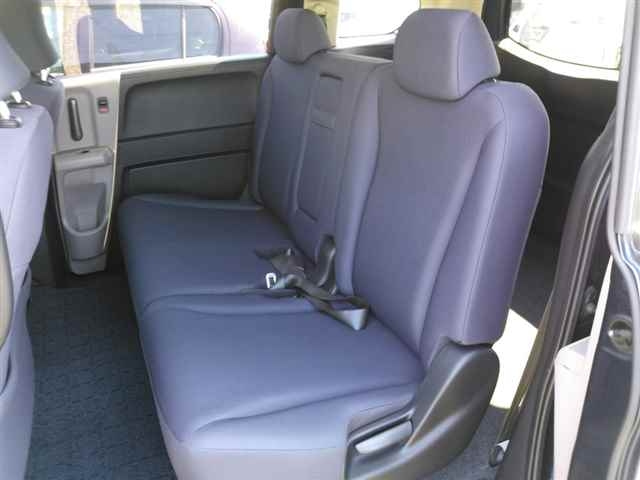HONDA FREED 2009
