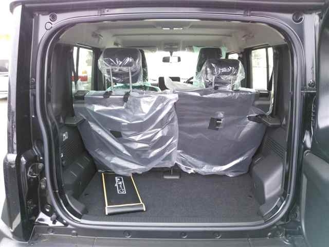 SUZUKI JIMNY 2025