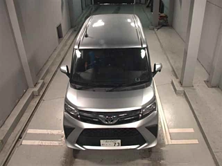 TOYOTA ROOMY 2023