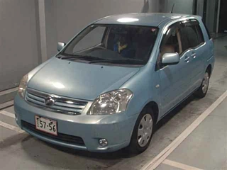 TOYOTA RAUM 2010