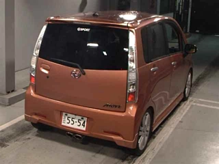 DAIHATSU MOVE 2011