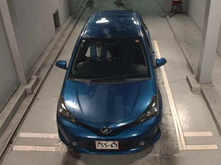TOYOTA VITZ 2015