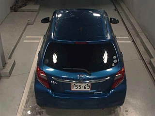 TOYOTA VITZ 2015