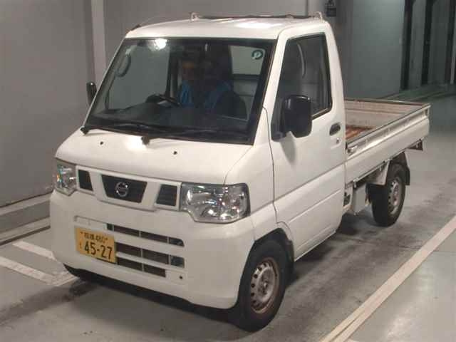 NISSAN CLIPPER TRUCK 2012