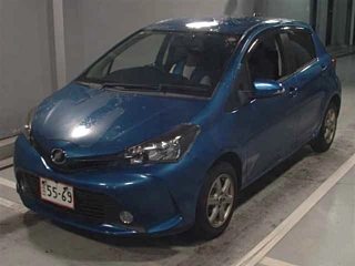 TOYOTA VITZ 2015