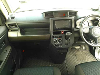 TOYOTA ROOMY 2023
