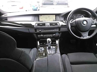 BMW 5 SERIES 2012