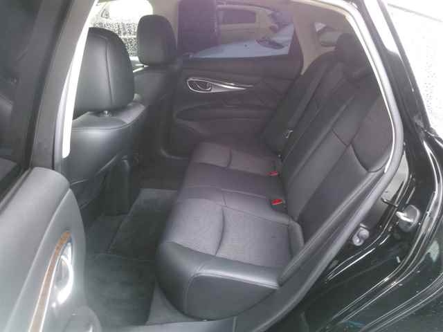 NISSAN FUGA 2015