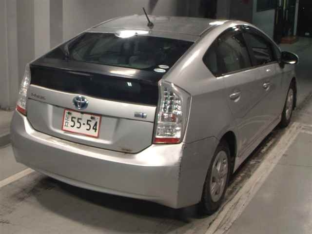 TOYOTA PRIUS 2011
