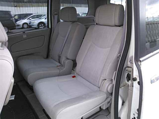 NISSAN SERENA 2013
