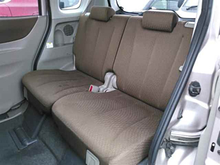 NISSAN ROOX 2010