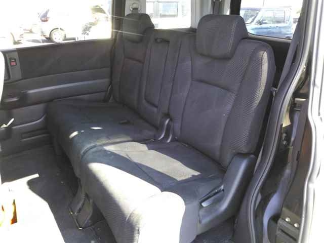 HONDA STEP WAGON 2011