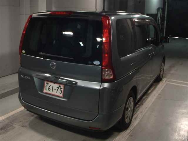 NISSAN SERENA 2010