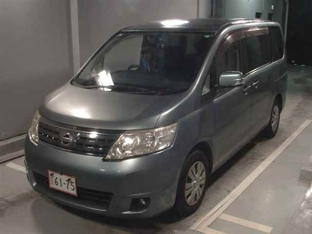 NISSAN SERENA 2010