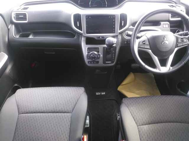 MITSUBISHI DELICA D2 2016