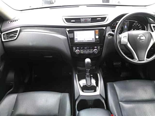 NISSAN X-TRAIL 2015
