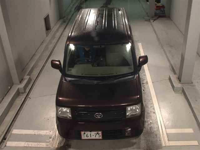 TOYOTA PIXIS SPACE 2016
