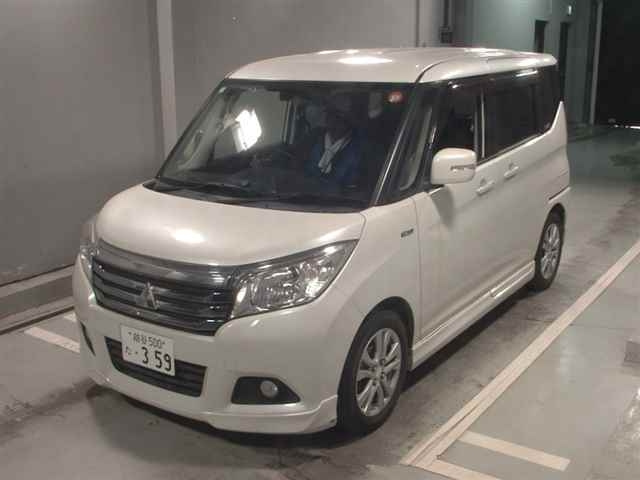 MITSUBISHI DELICA D2 2017
